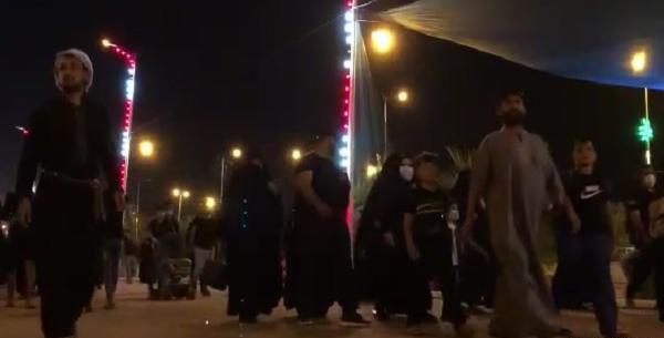 عکس پیاده روی شبانه