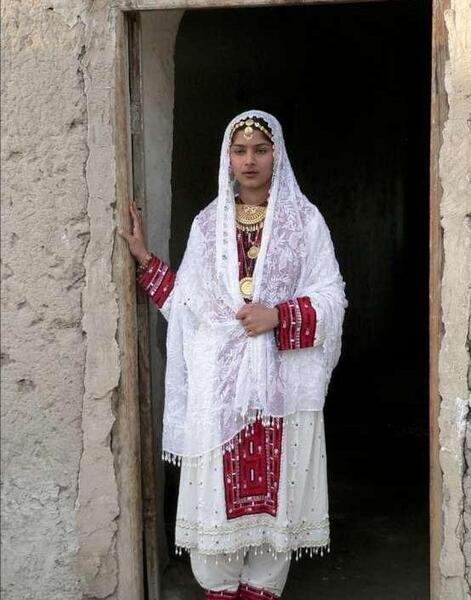 عکس لباس بلوچی