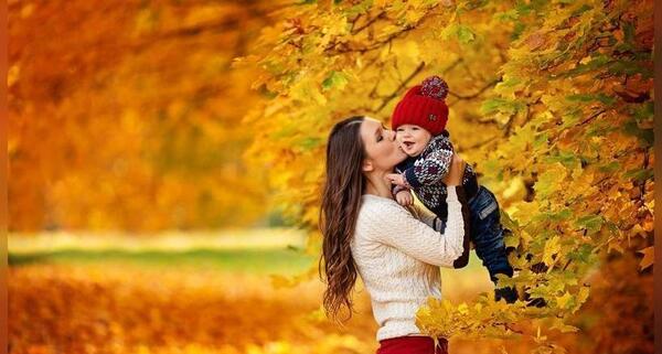 عکس پاییزی چهار نفره