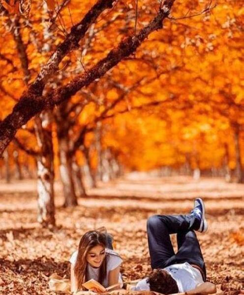 عکس پاییزی چهار نفره