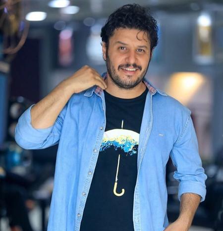 عکس بازیگر جواد عزتی