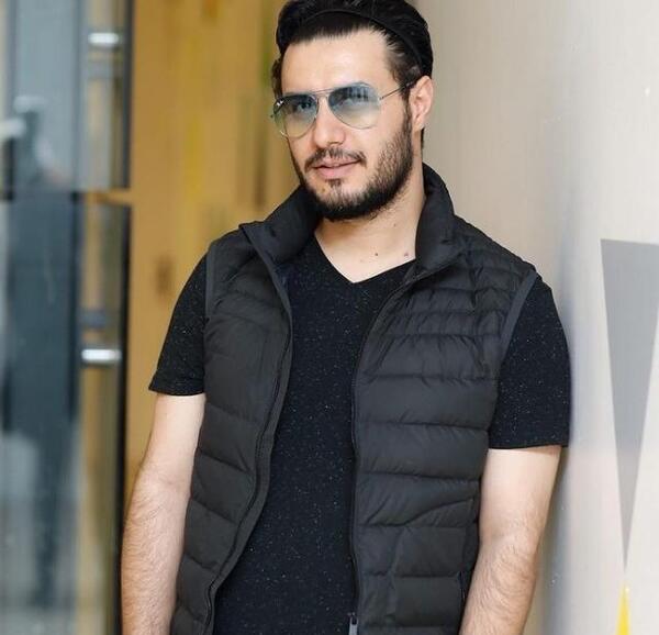 عکس بازیگر جواد عزتی