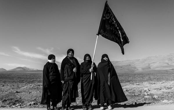 عکس پیمان پیاده
