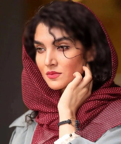 عکس چشم سارا رسول زاده