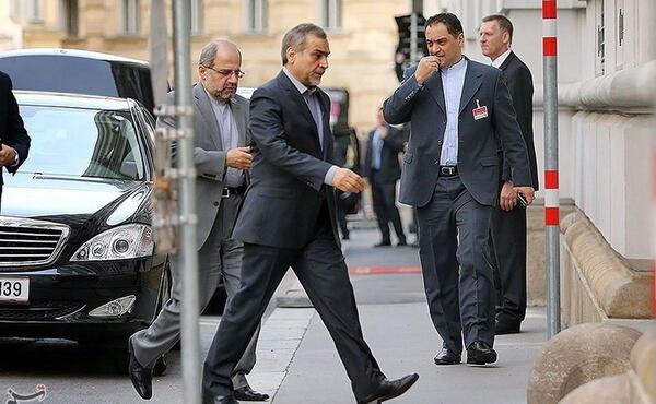 عکس داداش روحانی