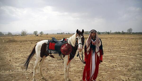 عکس حضرت ابوالفضل سوار بر اسب