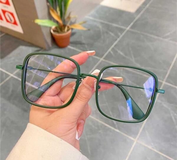 عکس عینک طبی جدید دخترانه