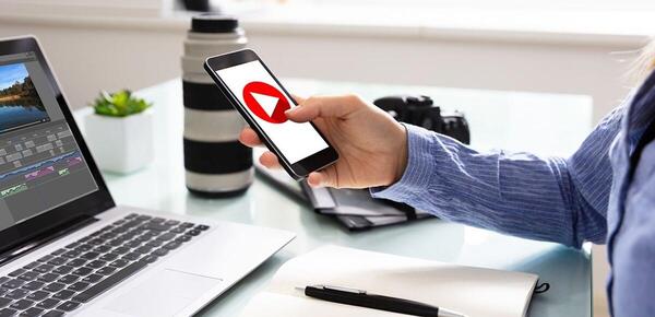 عکس روی فیلم گذاشتن برنامه