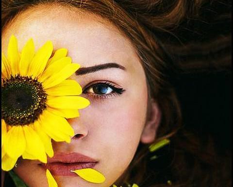 عکس پروفایل دخترونه اسپرت زرد
