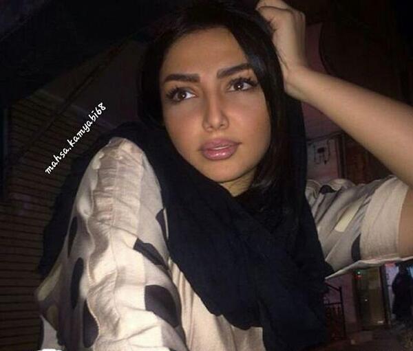 عکس مهسا کامیابی با لباس خانگی