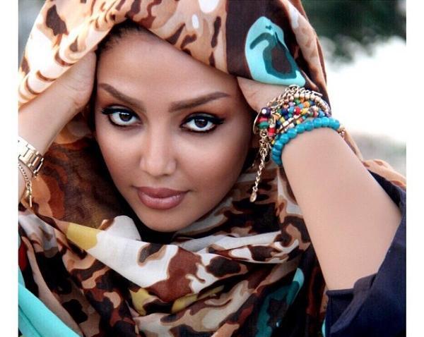 عکس مهسا کامیابی با لباس خانگی