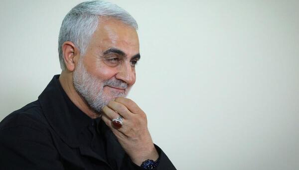 عکس انگشتر قاسم سلیمانی