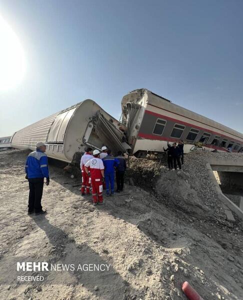 عکس توی قطار مشهد