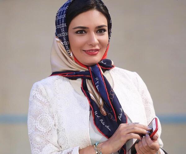 عکس همسر جدید لیندا کیانی