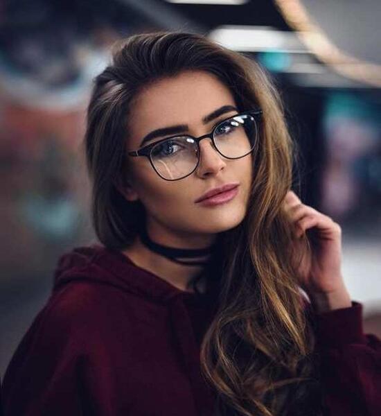 عکس دخترونه عینکی