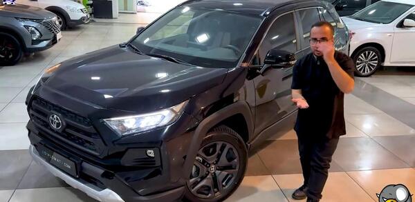 عکس ماشین toyota rav4