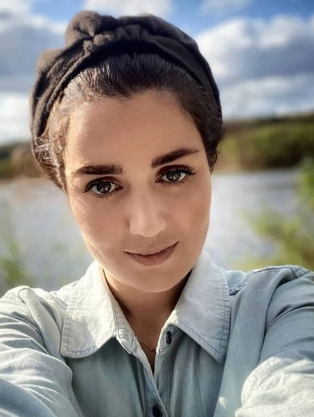 عکس افسانه پاکرو خوشگل