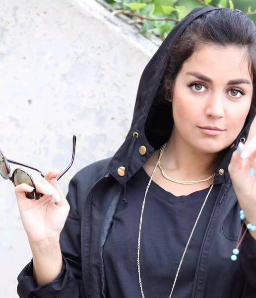 عکس افسانه پاکرو خوشگل