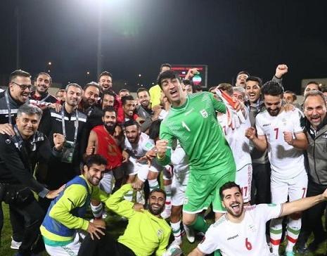 عکس سعید عزت اللهی در دورهمی