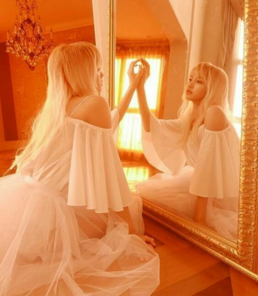 عکس عروسی لیسا