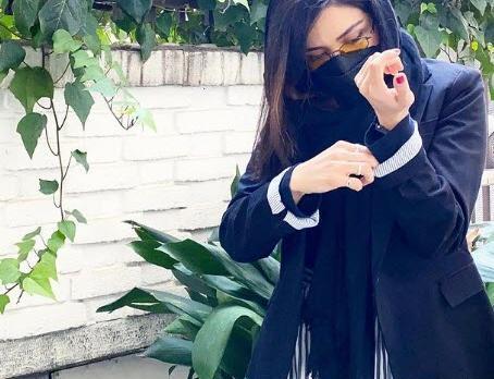 عکس سارا آزادی