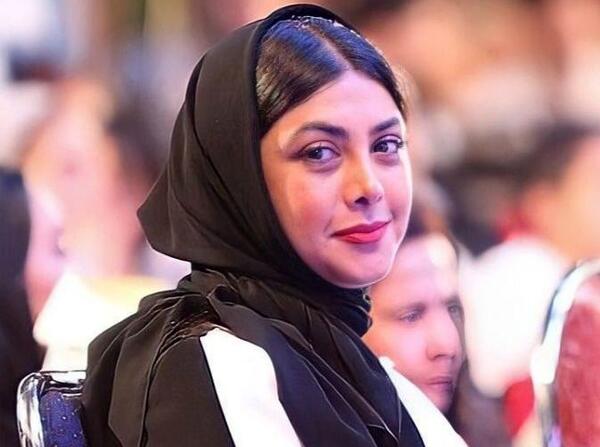عکس بدون روسری آزاده صمدی