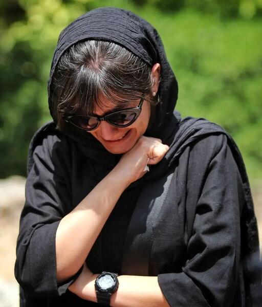 عکس بدون روسری آزاده صمدی