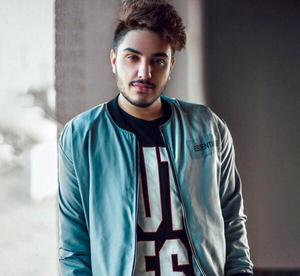 عکس آرون افشار و پدرش