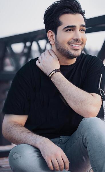 عکس برادر فرزاد فرخ
