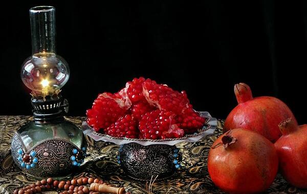 عکس انار شب یلدا