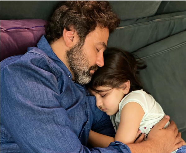 عکس ارش مجیدی و خانواده