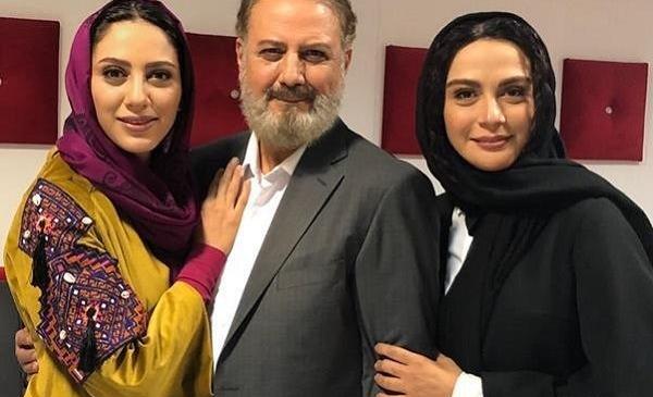 عکس جلیل فرجاد و دخترانش