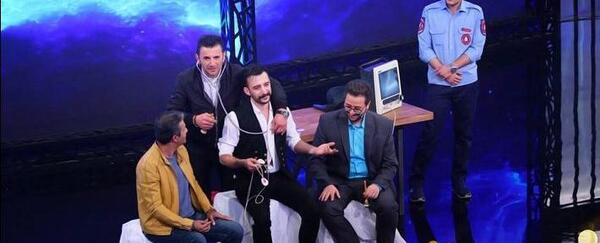 عکس سیکس پک پسر در عصر جدید