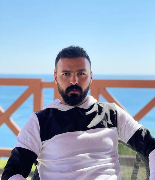 عکس سامان صفاری در سریال سایه بان