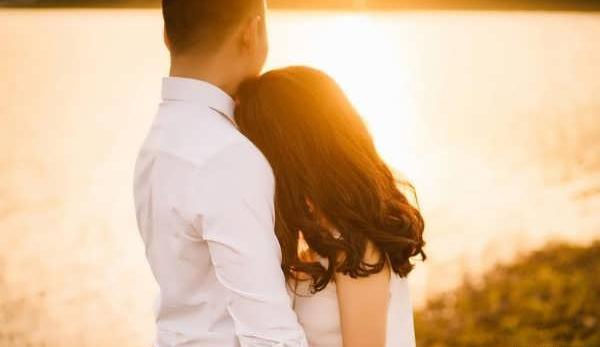 عکس ژست عکاسی دونفره جنگل