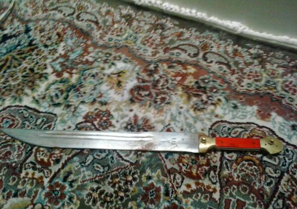عکس چاقوی خونی