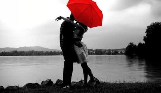 عکس عاشقانه دونفره بارانی
