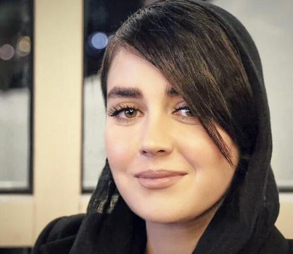 عکس افسانه پاکرو و همسر واقعیش