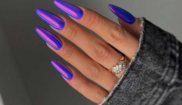 عکس کرومی سیاه و بنفش