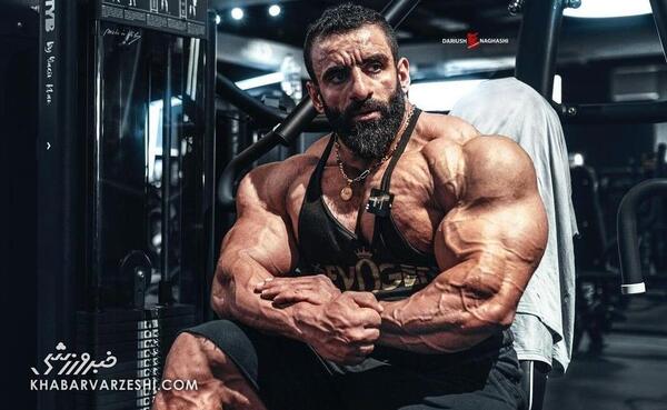 عکس سیکس پک های هادی چوپان
