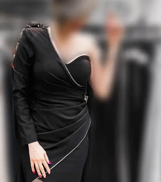 عکس لباس مجلسی کوتاه سیاه
