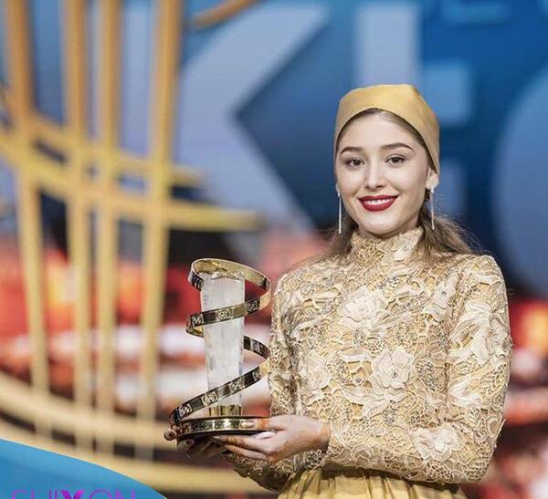 عکس فرشته حسینی بازیگر زن افغان