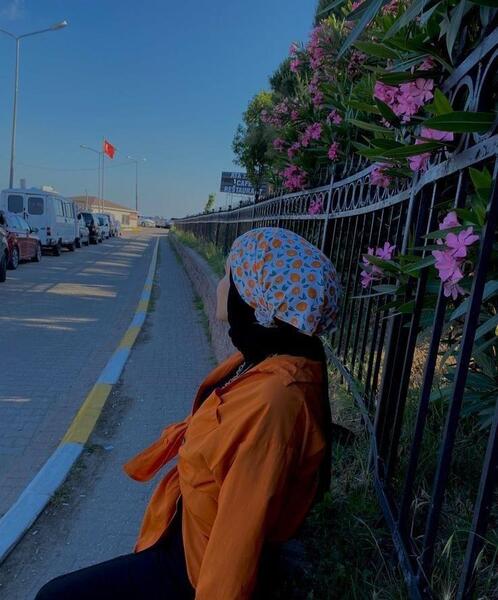 عکس دخترانه باحجاب از پشت سر