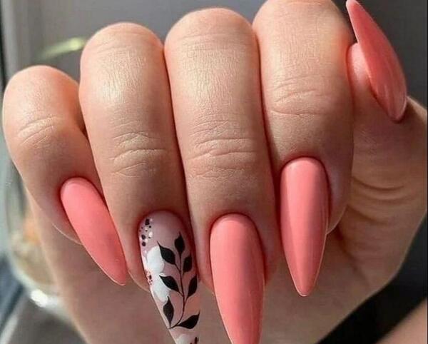 عکس مدل ناخن جدید رنگ سال