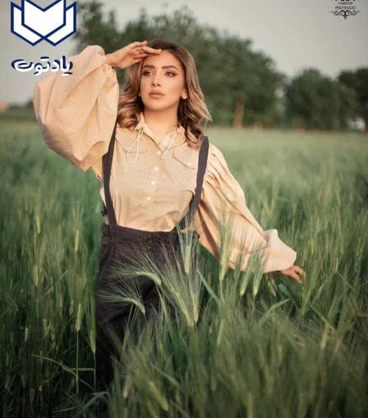 ژست عکس دخترانه در گندم زار
