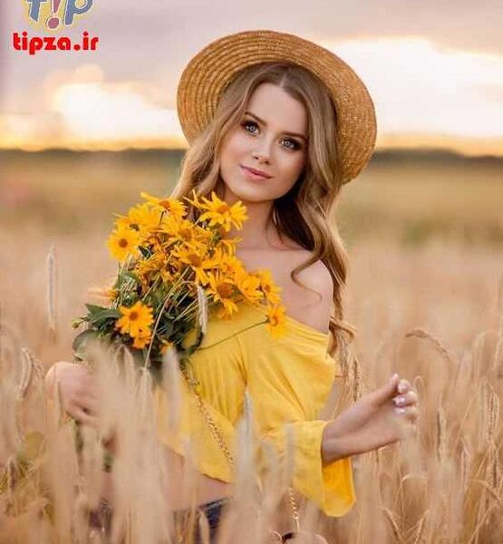 ژست عکس دخترانه در گندم زار