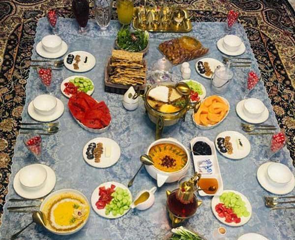 عکس از سفره ی افطار ساده