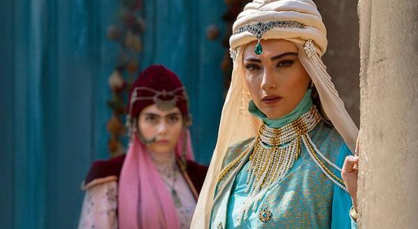 عکس جیران خانم مجری باکو