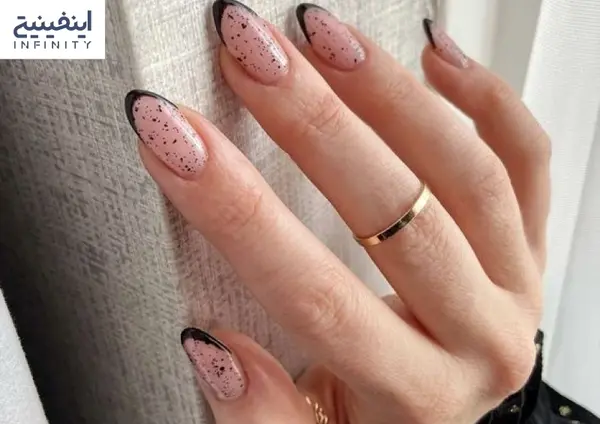 عکس طرح ناخن صورتی مشکی