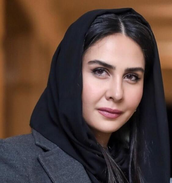 عکس سارا طلایی